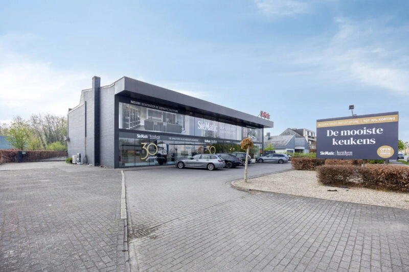 Ruim handelspand Antwerpseweg